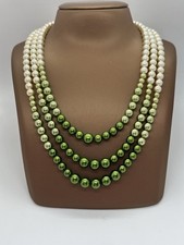 Perlenkette dreireihig Collier xxl Muschelkernperlen Grün Beige