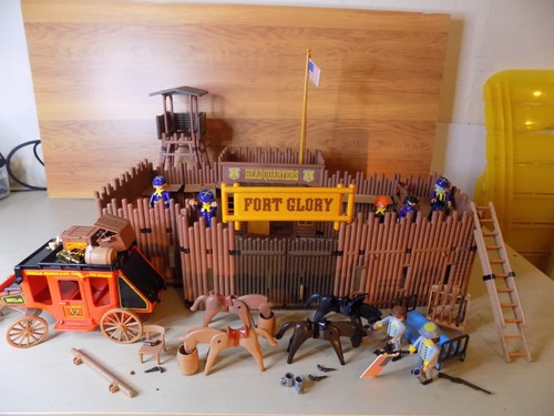 Vintage playmobil fort glory - vintage,