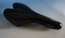 A022-460: Fahrrad Sattel Selle Royal Freccia schwarz glänzend 350 g