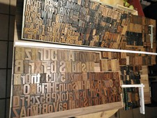 Riesen Konvolut 650 Stück Letterpress alte Buchstaben Plakatdruck Buchdruck ALT