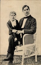 Ak Bauchredner mit Puppe -