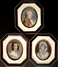 3x Antike Elfenbein-Miniaturen