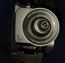 Sony DCR-TRV110E Camcorder PAL Digital 8 (Hi8, Video8 kompatibel)  "TOP"