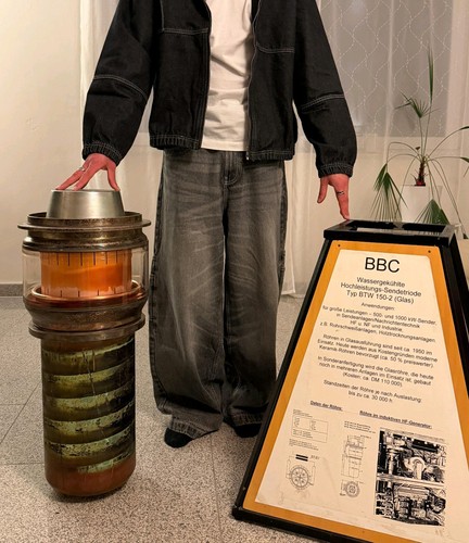 Btw 150 gigantische - 150-2,