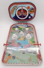 Alter Tischflipper-Automat "Formula 1" defekt