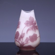 Signierte Jugendstil Glasvase