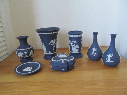 Vintage wedgwood portland blue - portland,