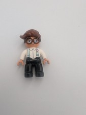 1x Lego Duplo Figur Mann Vater Verkäufer Hipster Haare und Bart braun 47394pb322
