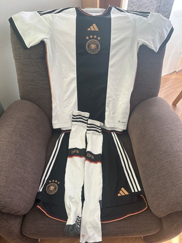 Dfb trikot mit - trikot, und
