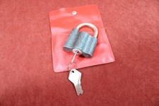 DDR  -  Vorhängeschloss mit 3