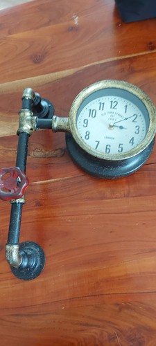 Wanduhr aus blech - aus, retrostyle