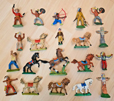 kleine Sammlung DDR Indianer und Cowboy Figuren und Pferde.
