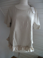 NADINE H: - modernes,angenehmes Shirt mit breitem Volantbund/beige Gr.44 neu