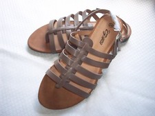 City Walk    Sandale/Zehentrenner    Gr. 37   Taupe-Farben    Neuwertig