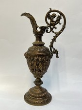 Um 1880 antiker Weinkrug/Weinkanne mit Akanthusblätter & spielende Putten H:43cm