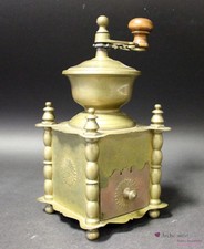 Antike Kaffeemühle aus