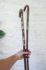 Alte Wanderstöcke mit Wanderabzeichen Österreich