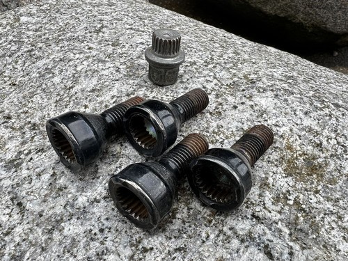 Original bmw felgenschloss - bmw,