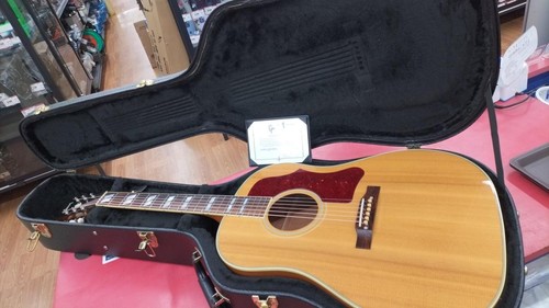 Gibson southern jumbo natural - gibson,