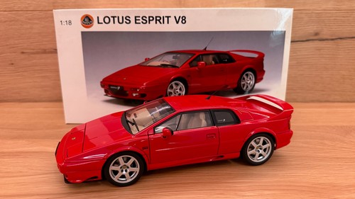 Autoart lotus esprit rot in - v8,