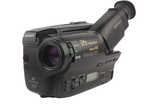 Sony ccd tr750e pal video - pal,