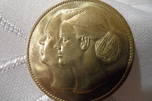 ***MEDAILLE-2011***FÜRSTIN