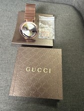 Gucci Interlocking XL Quarz Uhr