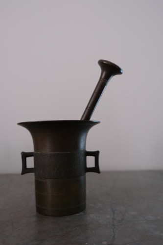 Alter mörser mit - alter,