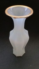 Opal Barfatan Glas Vase Bohemian French Baccarat Josephinenhutte um 1840 1850