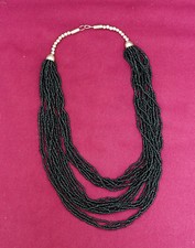 Kette Glaskette Rocailles schwarze Glasperlen und silbrige Perlen 18-strängig