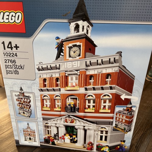 Lego 10224 town - hall, box