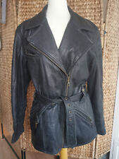 Dicke, schwere Lederjacke