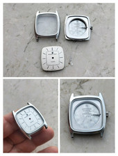 70er UNIVERSAL GENEVE QUARTZ