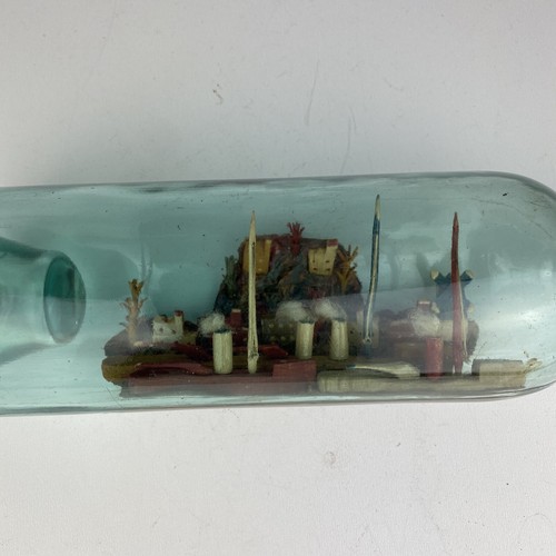 Alte geduldsflasche eingericht - geduldsflasche,