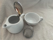 Porzellankanne Teekanne Teebereiter mit Deckel und Sieb Porzellan weiß Teetasse