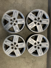 Satz Alufelgen Renault