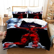 Roter Marienkäfer Superheldin