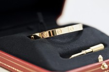 Cartier Love Armband in