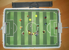 4725 Playmobil Große Fußball Arena/Fußballspiel im Tragekoffer + Spieler/Zubehör