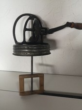 Alter Aufsatz zum Sahne + Butter schlagen 