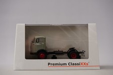 (A997) Premium ClassiXXs 12130