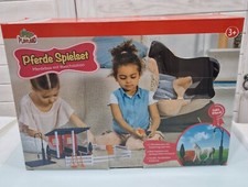 PLAYLAND PFERDE SPIELSET PFERDEBOX MIT WASCHSTATION 