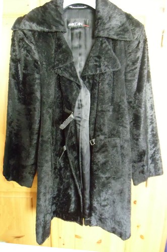 Pelzmantel marc cain 38 - pelzmantel,