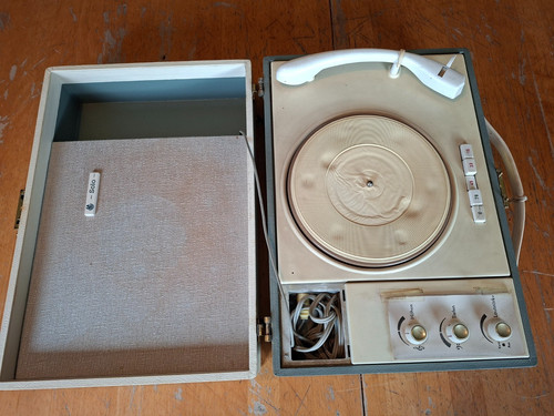 Alter plattenspieler ddr - alter, /