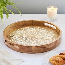 Runde florale geschnitzte