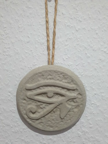 Auge des horus - des, steinguss