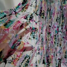 Elastische Stoff. 135 x 160