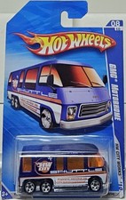 Hot Wheels 2010/116 - HW City Works 08/10 - GMC Motorhome /K19