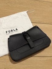 Furla Flow Mini Schwarz