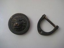 Uralte antike Löwenkopf